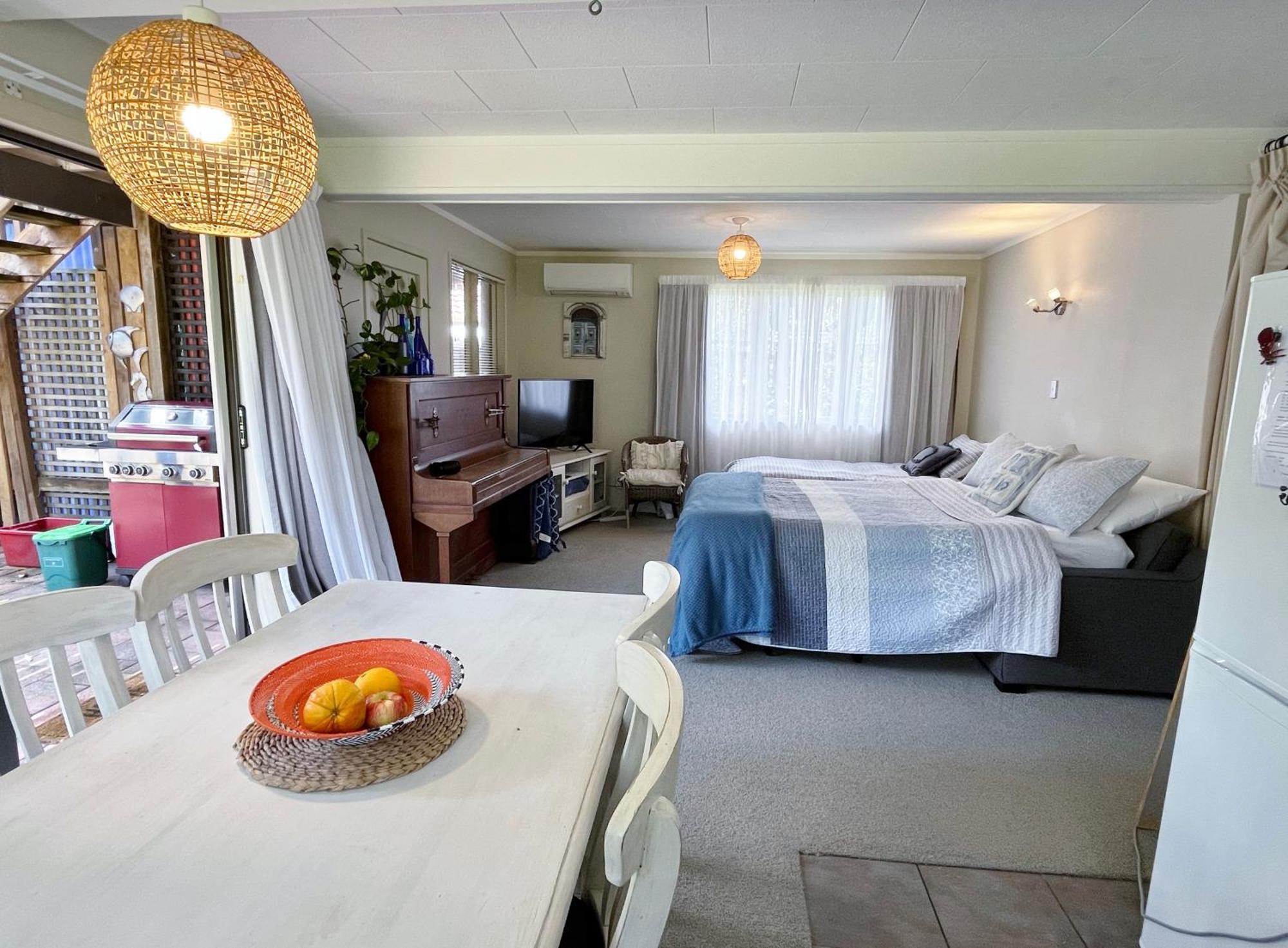 Feel At Home Tauranga Exterior photo